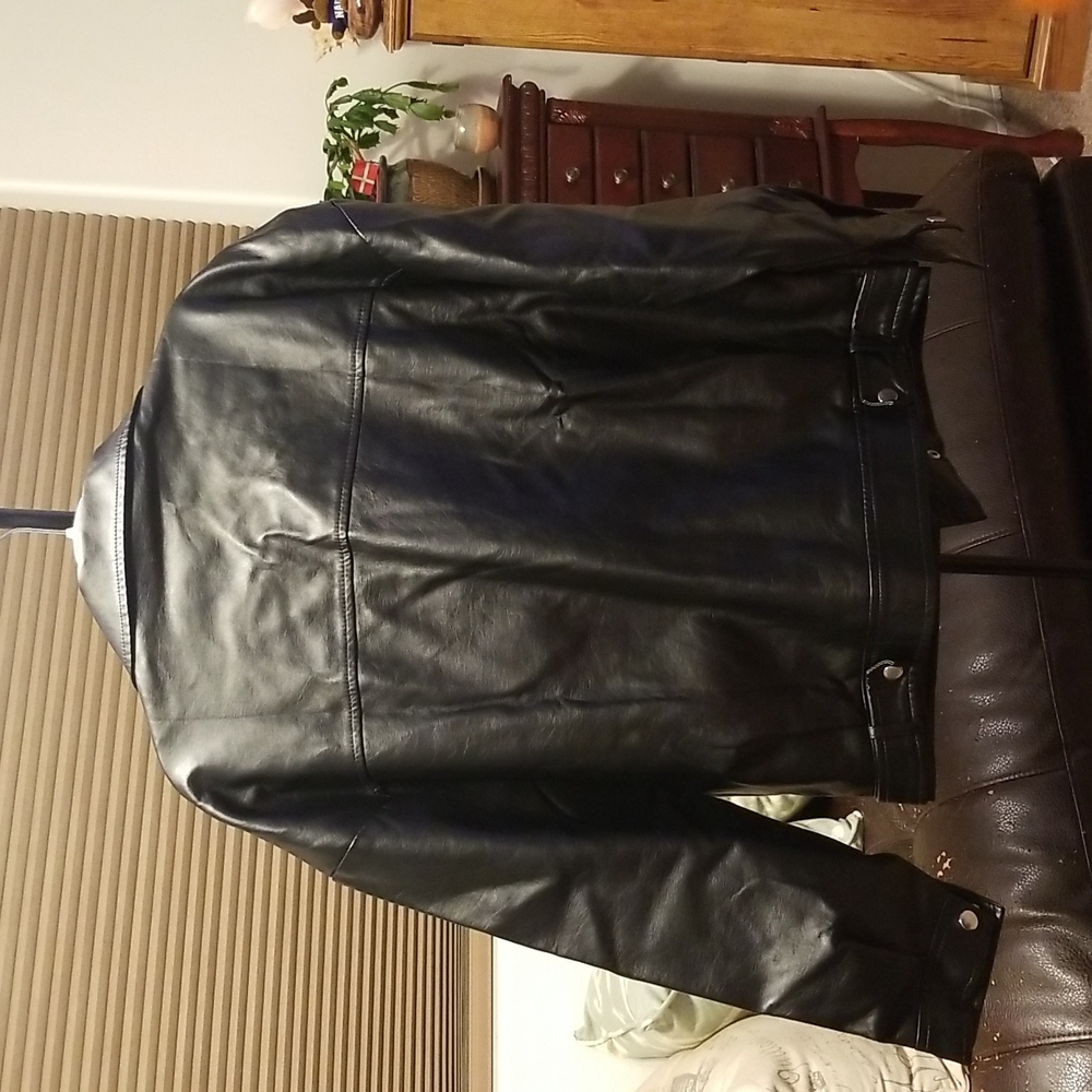 🤘🏼🖤 Black faux leather biker jacket. Very cool! *Fits like a large.* NWOT. - Picture 2 of 6
